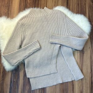 Princess Polly Beige Side Slit Mock Neck Sweater • Size XS/S